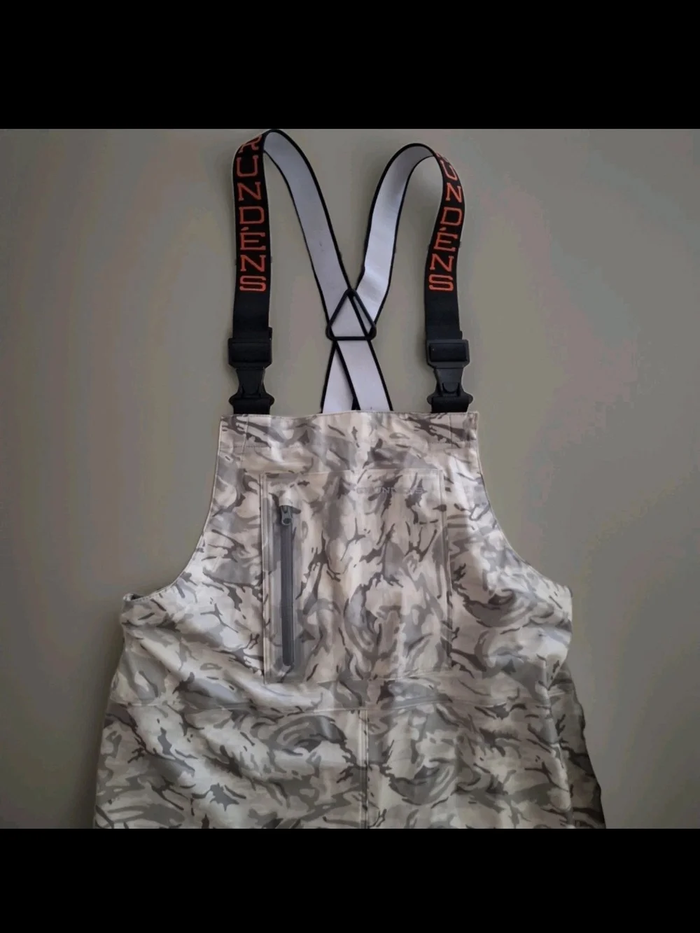 Grundens Neptune Waterproof Fishing Suit Set Mens M Refraction Camo Jacket EUC